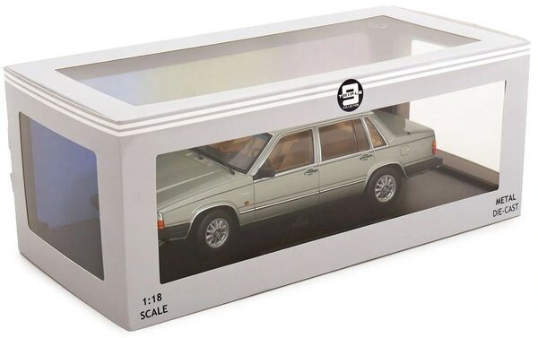 Volvo Volvo 760 Turbo 1985 - 1:18 - Triple 9 Collection