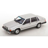 Volvo Volvo 760 Turbo 1985 - 1:18 - Triple 9 Collection