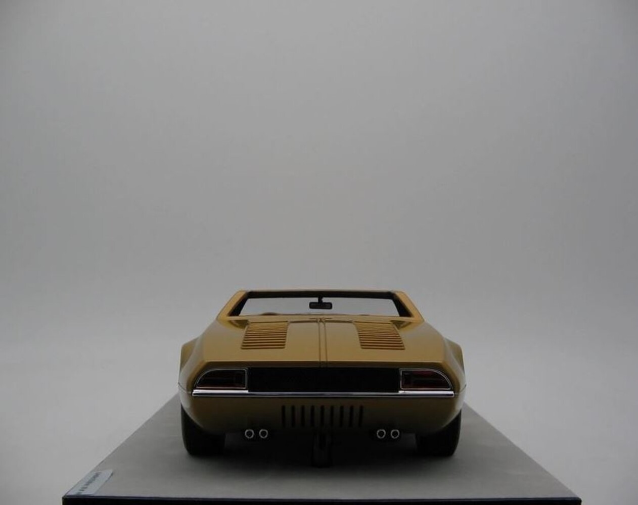 De Tomaso De Tomaso Mangusta Spyder 1966 - 1:18 - Tecnomodel Mythos