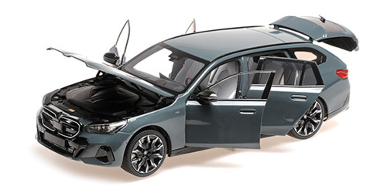 BMW BMW i5 M60 Touring 2024 - 1:18 - Minichamps