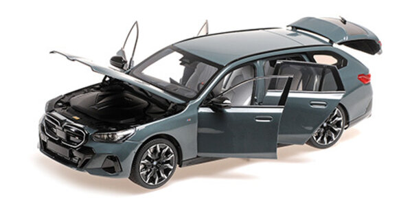 BMW BMW i5 M60 Touring 2024 - 1:18 - Minichamps