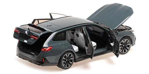BMW BMW i5 M60 Touring 2024 - 1:18 - Minichamps