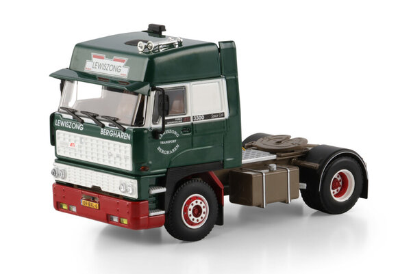 DAF DAF 3300 Space Cab Tractor 4x2 'Lewiszong Transport' - 1:50 - WSI Models