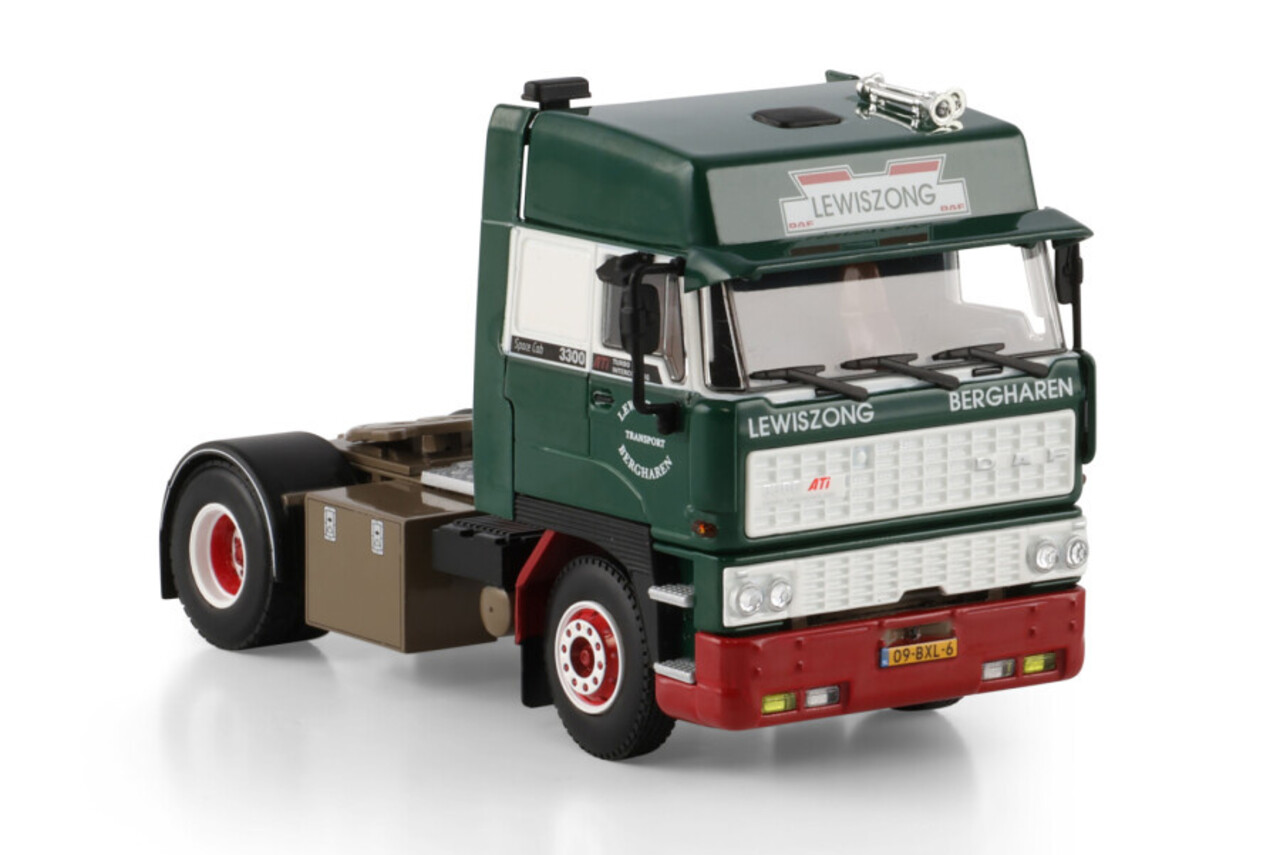 DAF DAF 3300 Space Cab Tractor 4x2 'Lewiszong Transport' - 1:50 - WSI Models