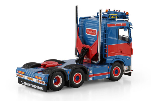 Volvo Volvo FH5 Sleeper Cab Tractor 6x2 Twin Steer 'M. Van de Vooren' - 1:50 - WSI Models