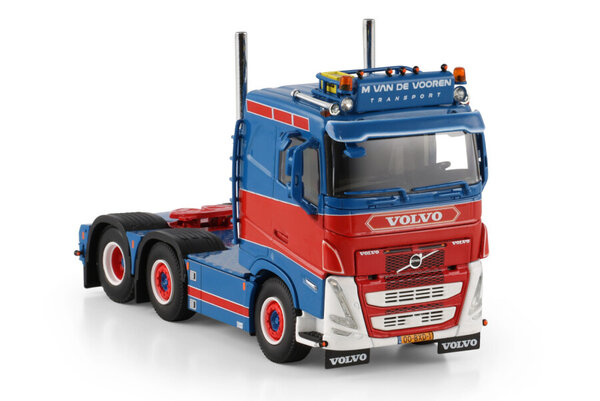 Volvo Volvo FH5 Sleeper Cab Tractor 6x2 Twin Steer 'M. Van de Vooren' - 1:50 - WSI Models