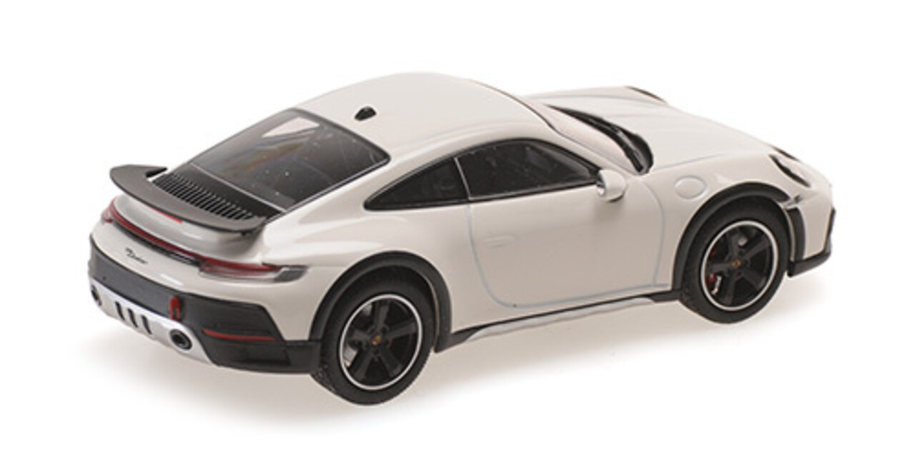 Porsche Porsche 911 Dakar 2022 - 1:43 - Minichamps