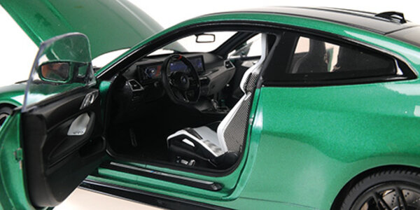 BMW BMW M4 2024 - 1:18 - Minichamps