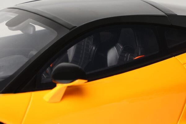 McLaren McLaren GTS - 1:18 - GT Spirit