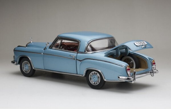 Mercedes-Benz Mercedes-Benz 220 SE Hard Top Coupé 1958 - 1:18 - Sun Star