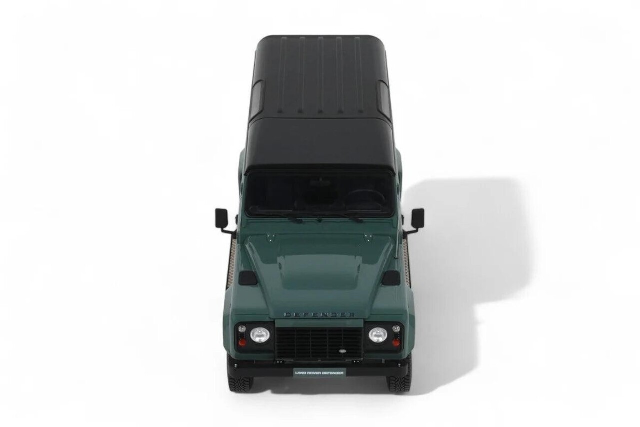 Land Rover Land Rover Defender 3 - 1:18 - GT Spirit