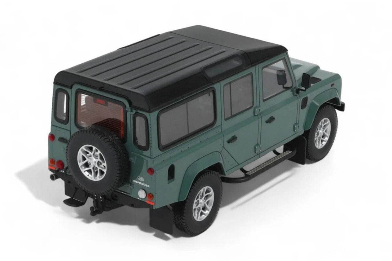 Land Rover Land Rover Defender 3 - 1:18 - GT Spirit