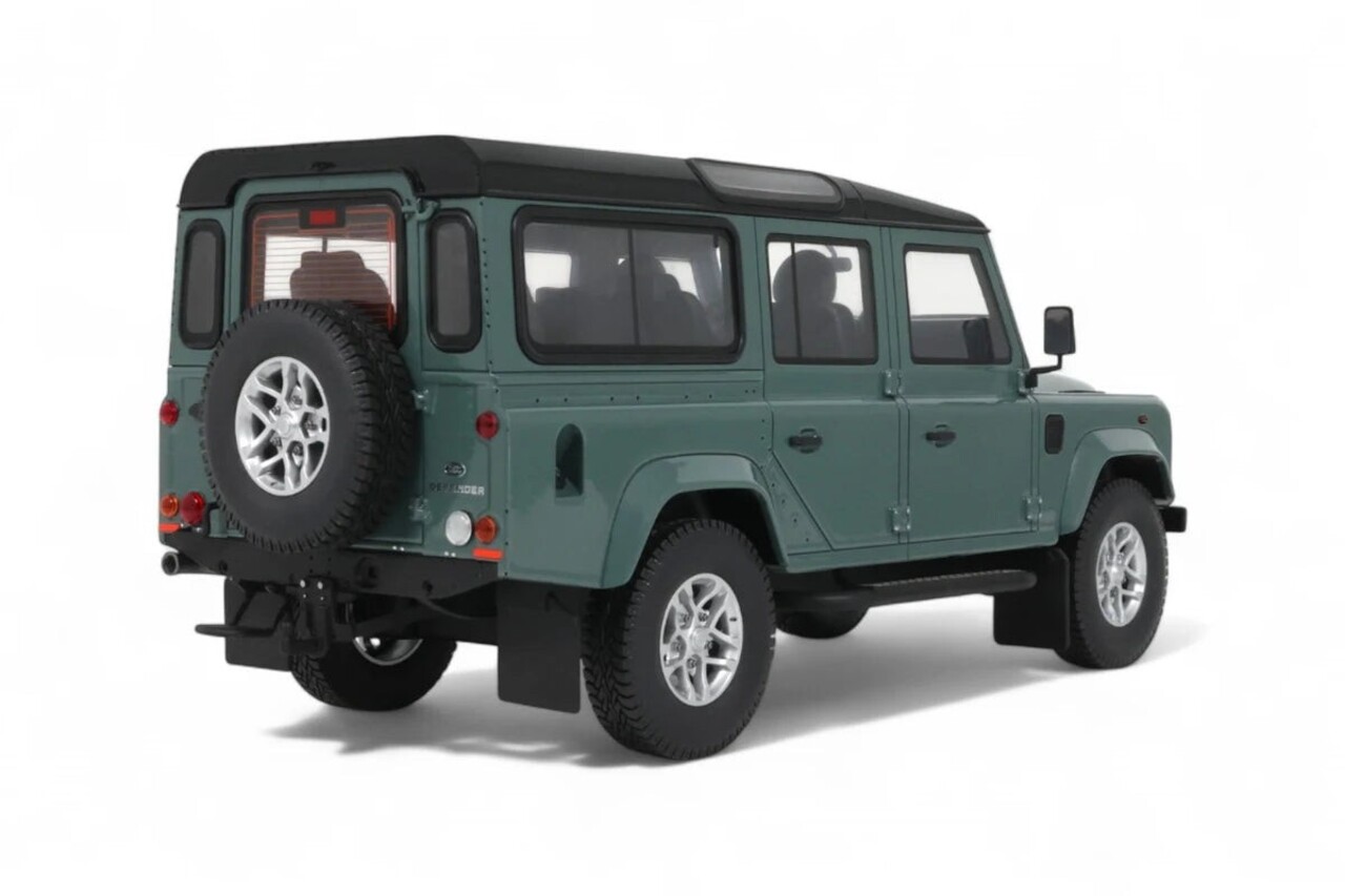 Land Rover Land Rover Defender 3 - 1:18 - GT Spirit