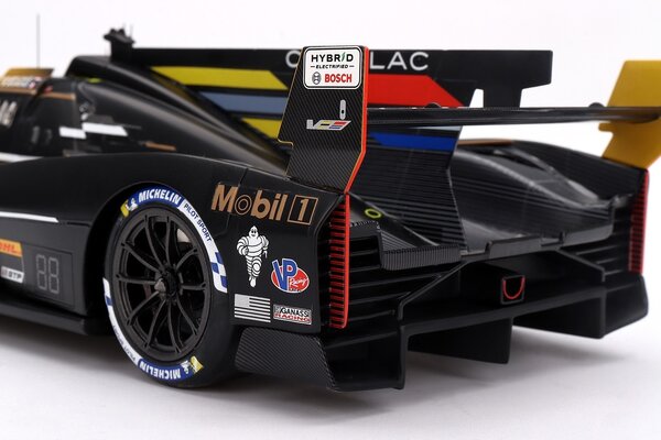 Cadillac Cadillac V-Series.R 5.5L V8 #01 Team Cadillac Racing 2nd IMSA 12 Sebring 2024 - 1:18 - Top Speed