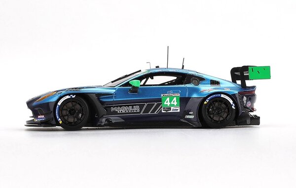 Aston Martin Aston Martin Vantage AMR GT3 4.0L Turbo #44 Team Magnus Racing Imsa 24H Daytona 2025 - 1:43 - TrueScale Miniatures