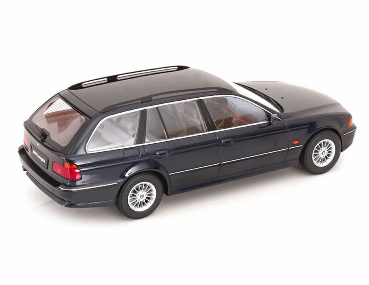 BMW BMW 5-Series Touring E39 1998 - 1:18 - Triple 9 Collection