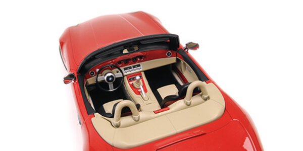 BMW BMW Z8 Roadster 2000 - 1:18 - Minichamps