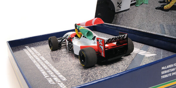 Formule 1 McLaren Ford MP4/8, Vettel, Tribute Imola 19.5.24 w Figurine + Flag - 1:43 - Minichamps