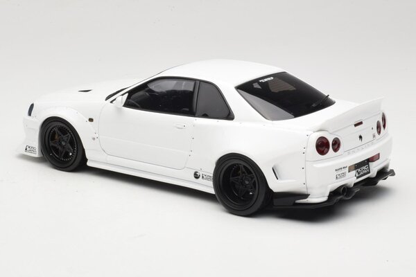 Nissan Nissan Skyline GT-R (BNR34) By KRC 2019 - 1:18 - Otto Mobile Models