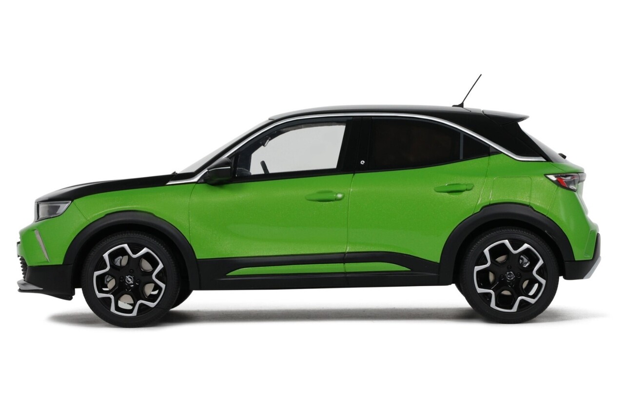 Opel Opel Mokka E GS Line 2021 - 1:18 - Otto Mobile Models Opel Opel Mokka E GS Line 2021 - 1:18 - Otto Mobile Models