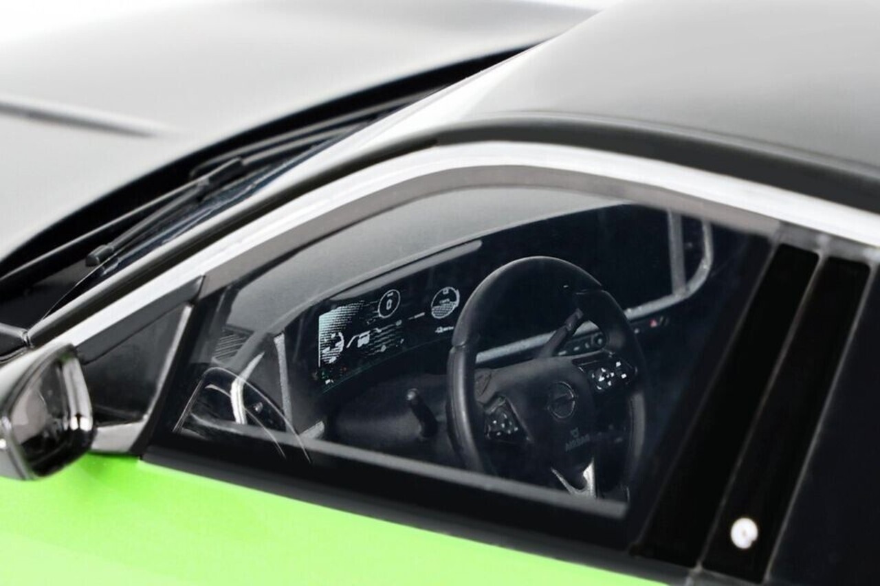 Opel Opel Mokka E GS Line 2021 - 1:18 - Otto Mobile Models Opel Opel Mokka E GS Line 2021 - 1:18 - Otto Mobile Models