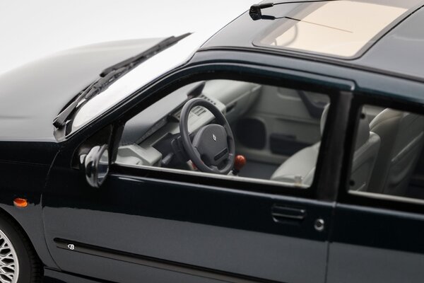 Renault Renault Clio Baccarra 1995 - 1:18 - Otto Mobile Models