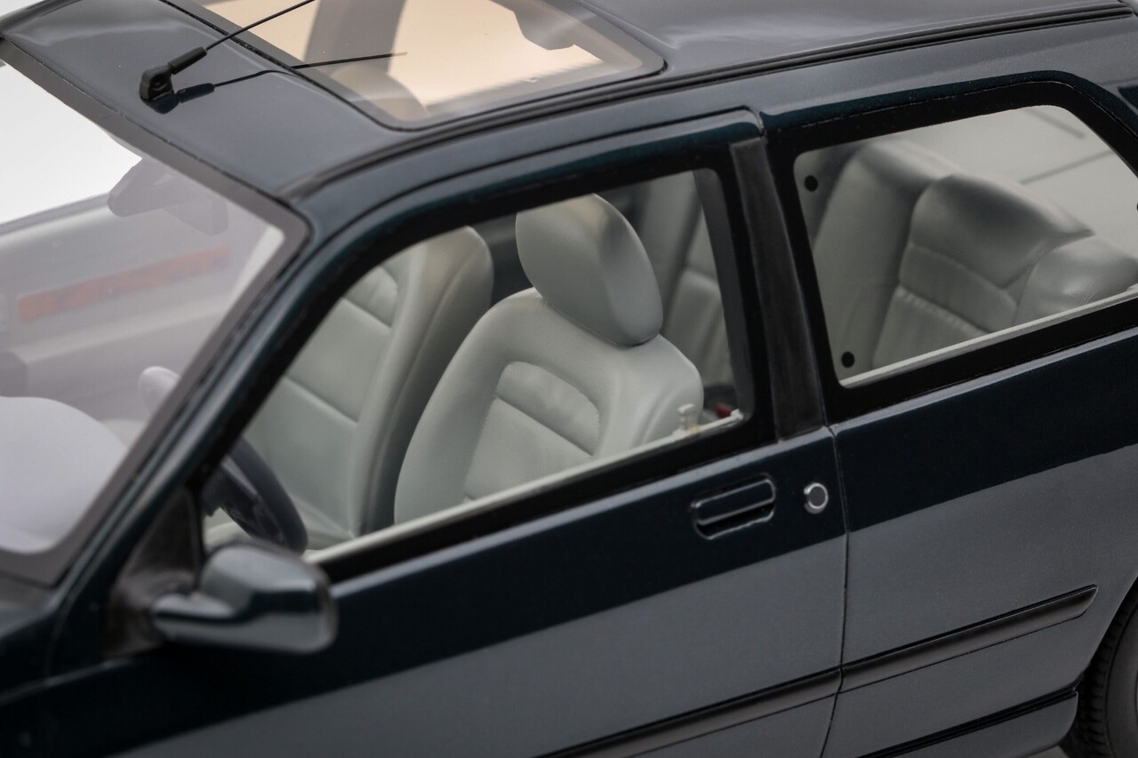 Renault Renault Clio Baccarra 1995 - 1:18 - Otto Mobile Models