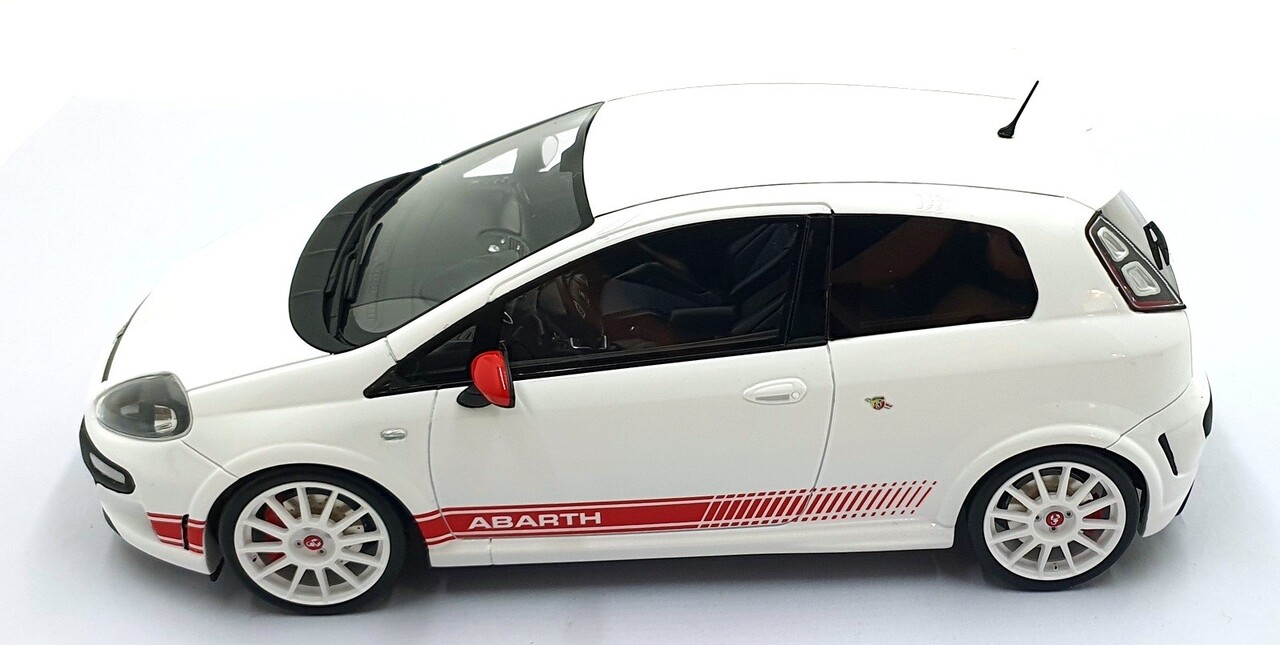 Fiat Fiat Punto Abarth Esseesse 1949 2010 - 1:18 - Otto Mobile Models