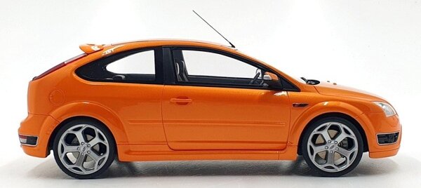 Ford Ford  Focus MKII ST 2.5 2006 - 1:18 - Otto Mobile Models