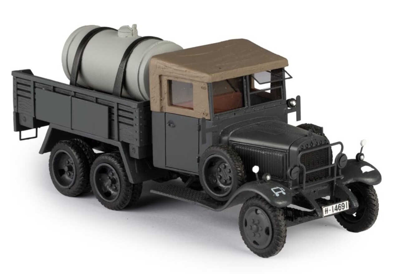 Mercedes-Benz Mercedes-Benz G3A SD.KFZ. 70 Military Tanker Truck 3 Axle German Army WWII 1935  - 1:43 - Esval Models