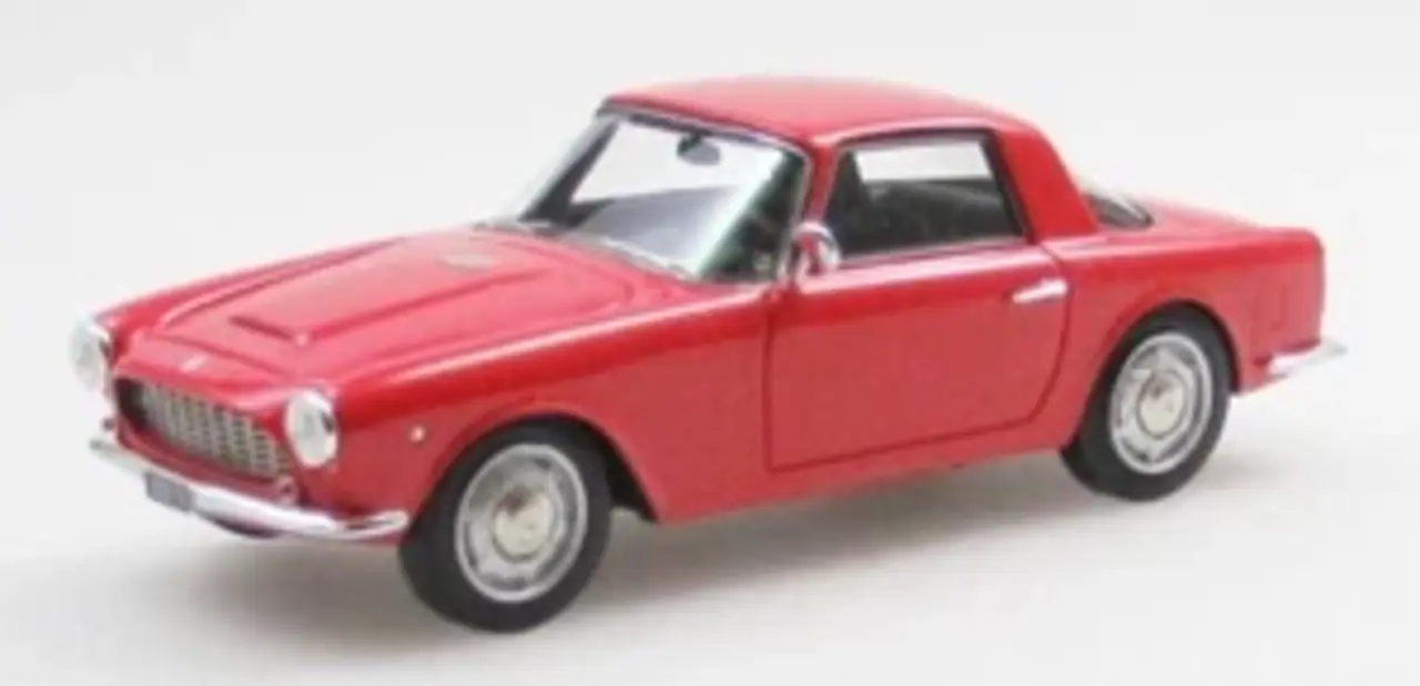 Fiat Fiat 1500 S Coupe by Fissore 1960 - 1:43 - Esval Models Fiat Fiat 1500 S Coupe by Fissore 1960 - 1:43 - Esval Models