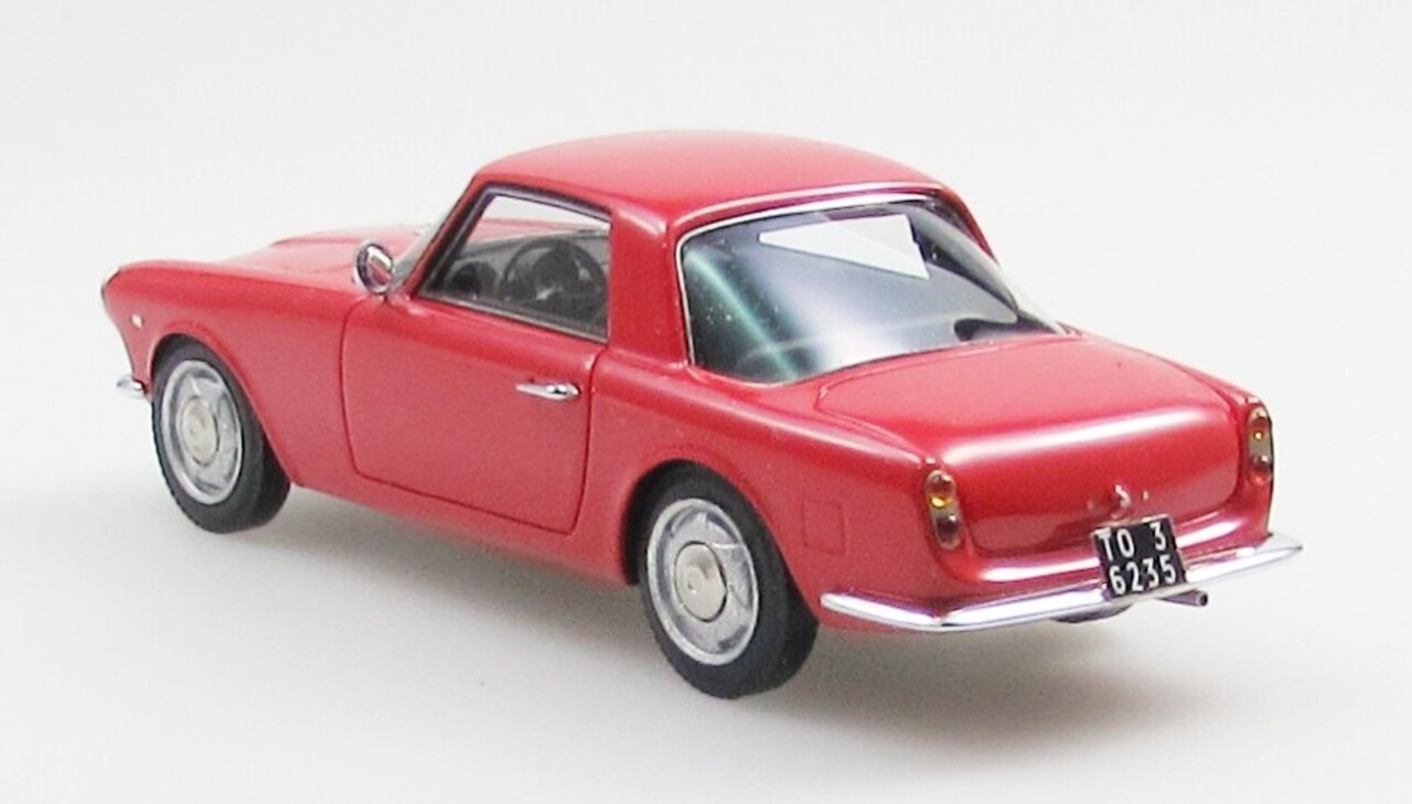 Fiat Fiat 1500 S Coupe by Fissore 1960 - 1:43 - Esval Models Fiat Fiat 1500 S Coupe by Fissore 1960 - 1:43 - Esval Models