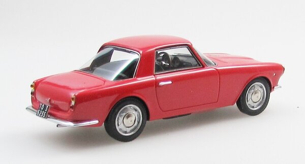 Fiat Fiat 1500 S Coupe by Fissore 1960 - 1:43 - Esval Models Fiat Fiat 1500 S Coupe by Fissore 1960 - 1:43 - Esval Models