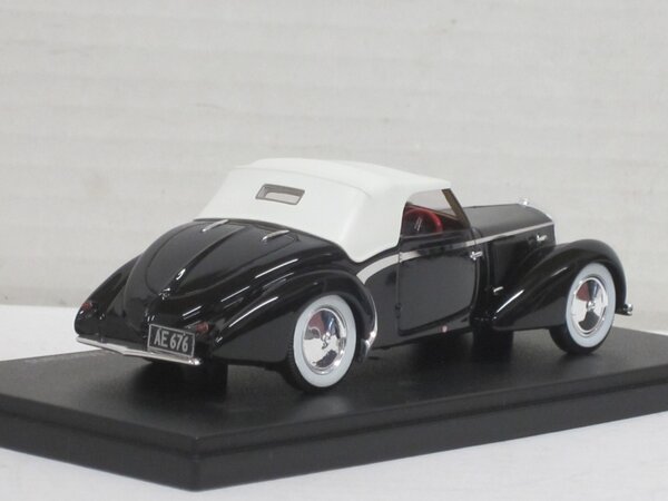 Delage Delage D6-70 Cabriolet Letourneur & Marchand Closed 1939 - 1:43 - Esval Models