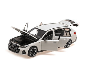BMW BMW i5 M60 Touring 2024 - 1:18 - Minichamps