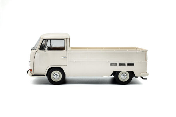 Volkswagen Volkswagen T2 Pick Up 1968 + Porsche Service Decals  - 1:18 - Solido