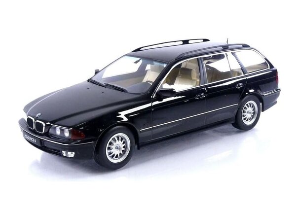 BMW BMW 520i E39 Touring - 1:18 - KK Scale