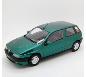 Alfa Romeo Alfa Romeo 145 1.6 ie 1995 - 1:18 - Mitica