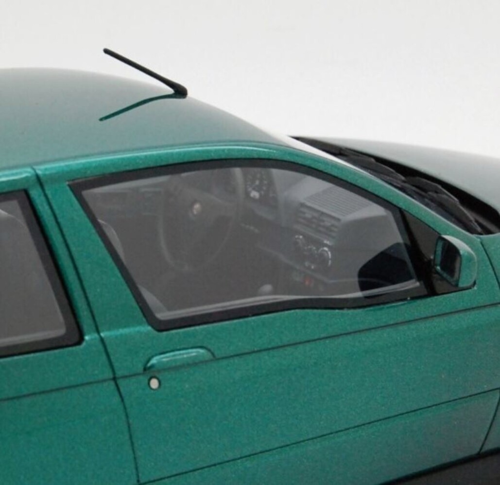 Alfa Romeo Alfa Romeo 145 1.6 ie 1995 - 1:18 - Mitica