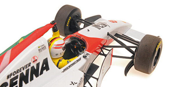 Formule 1 McLaren Ford MP4/8, Vettel, Tribute Imola 19.5.24 w Fig + Flag - 1:18 - Minichamps