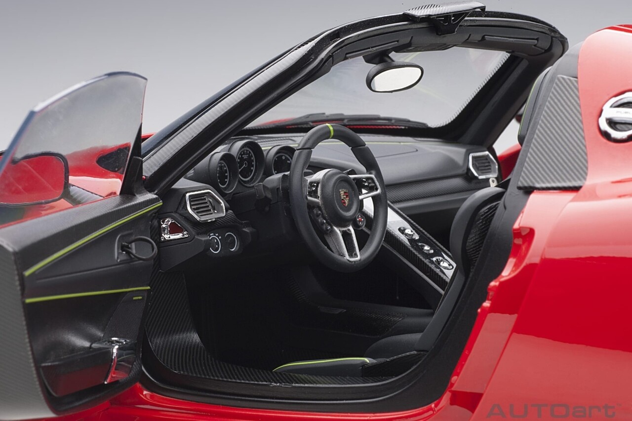 Porsche Porsche 918 Spider Weissach Package 2013 - 1:12 - AUTOart Porsche Porsche 918 Spider Weissach Package 2013 - 1:12 - AUTOart