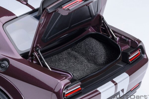 Dodge Dodge Challenger SRT Jailbreak 2022 - 1:18 - AUTOart