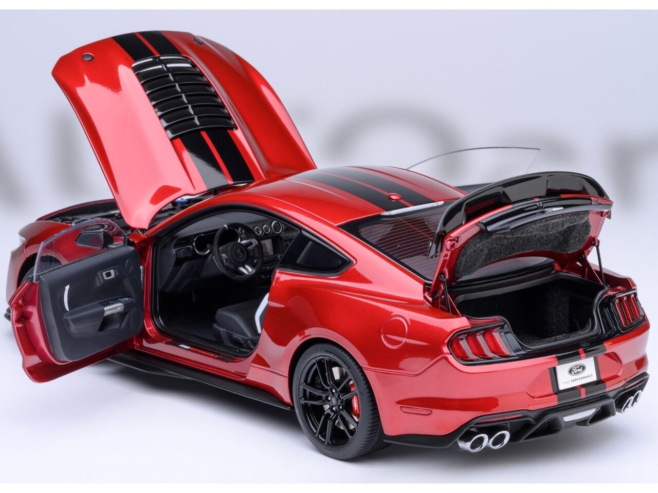 Ford Ford Mustang Shelby GT500 Coupe 2023 - 1:18 - AUTOart Ford Ford Mustang Shelby GT500 Coupe 2023 - 1:18 - AUTOart