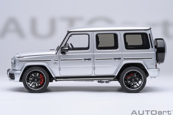 Mercedes-Benz Mercedes-Benz AMG G63 2019 - 1:18 - AUTOart Mercedes-Benz Mercedes-Benz AMG G63 2019 - 1:18 - AUTOart