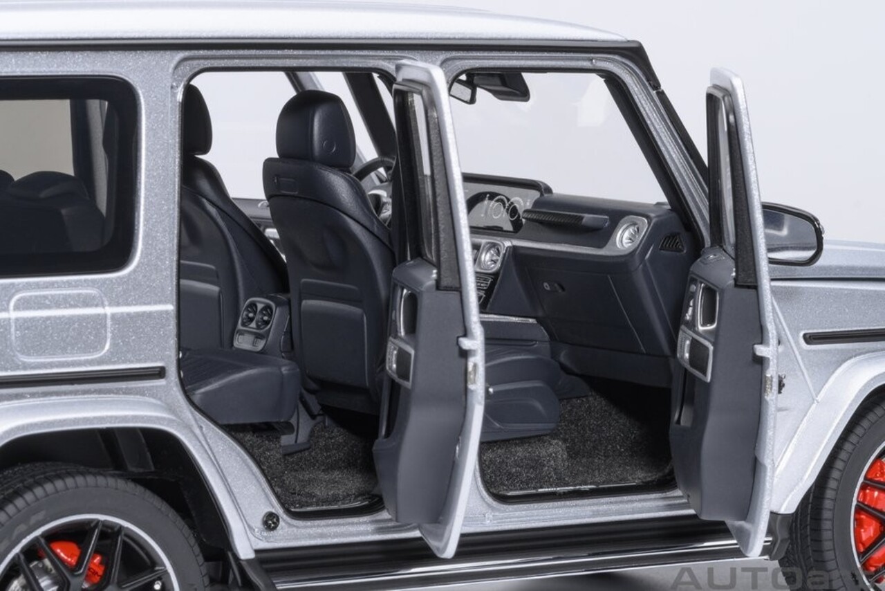Mercedes-Benz Mercedes-Benz AMG G63 2019 - 1:18 - AUTOart Mercedes-Benz Mercedes-Benz AMG G63 2019 - 1:18 - AUTOart