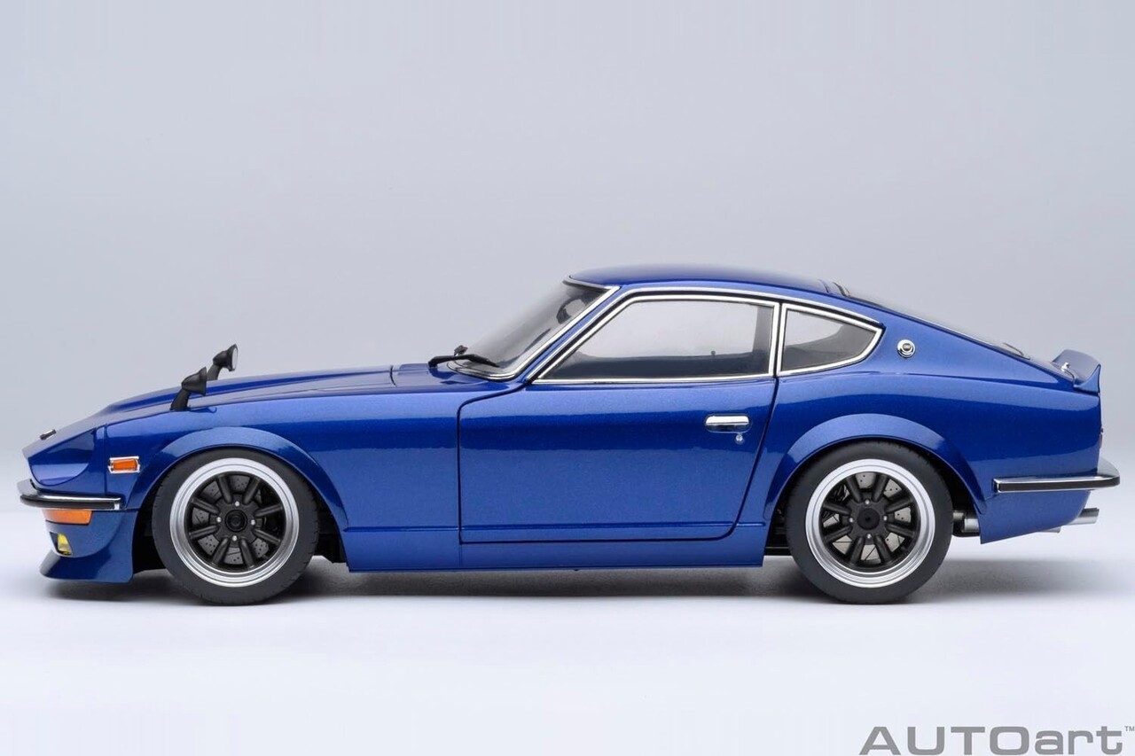 Nissan Nissan Fairlady Z (S30) 1990 'Akuma no. Z' - 1:18 - AUTOart