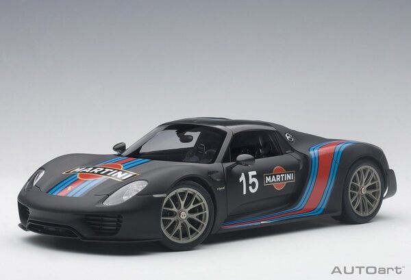 Porsche Porsche 918 Spyder Weissach Package Martini Livery #15 2013 - 1:18 - AUTOart Porsche Porsche 918 Spyder Weissach Package Martini Livery #15 2013 - 1:18 - AUTOart