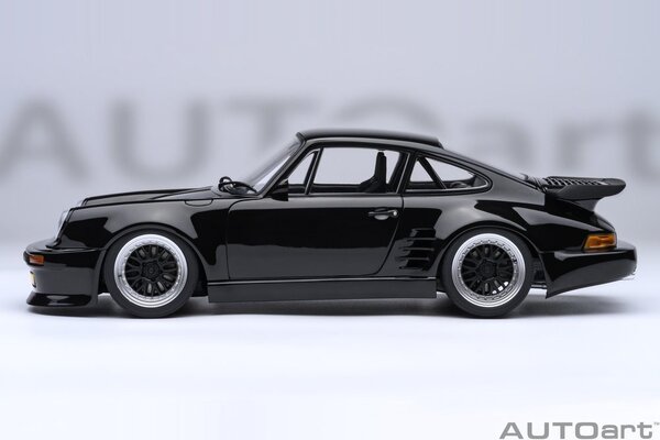 Porsche Porsche 911/930 Turbo 'Blackbird Wangan Midnight Comic #1' - 1:18 - AUTOart Porsche Porsche 911/930 Turbo 'Blackbird Wangan Midnight Comic #1' - 1:18 - AUTOart