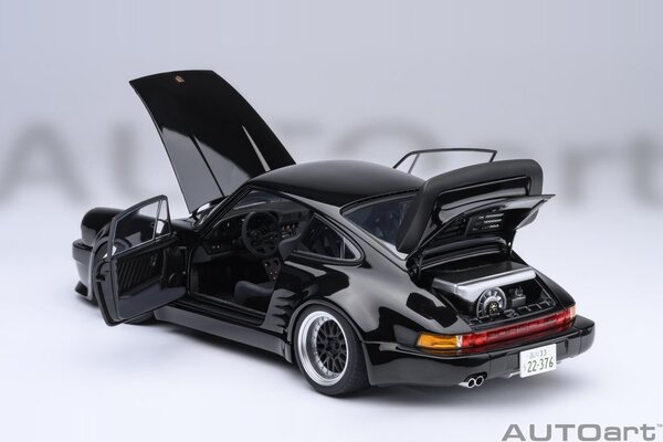 Porsche Porsche 911/930 Turbo 'Blackbird Wangan Midnight Comic #1' - 1:18 - AUTOart Porsche Porsche 911/930 Turbo 'Blackbird Wangan Midnight Comic #1' - 1:18 - AUTOart