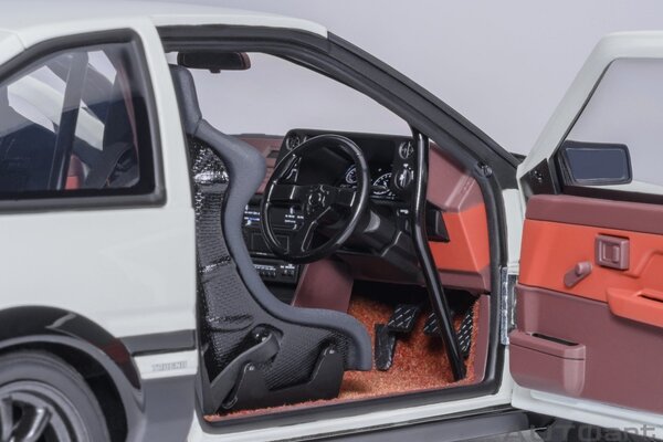 Toyota Toyota Sprinter Trueno (AE86) Initial D Project D Final Version 30th Anniversary 1980 - 1:18 - AUTOart